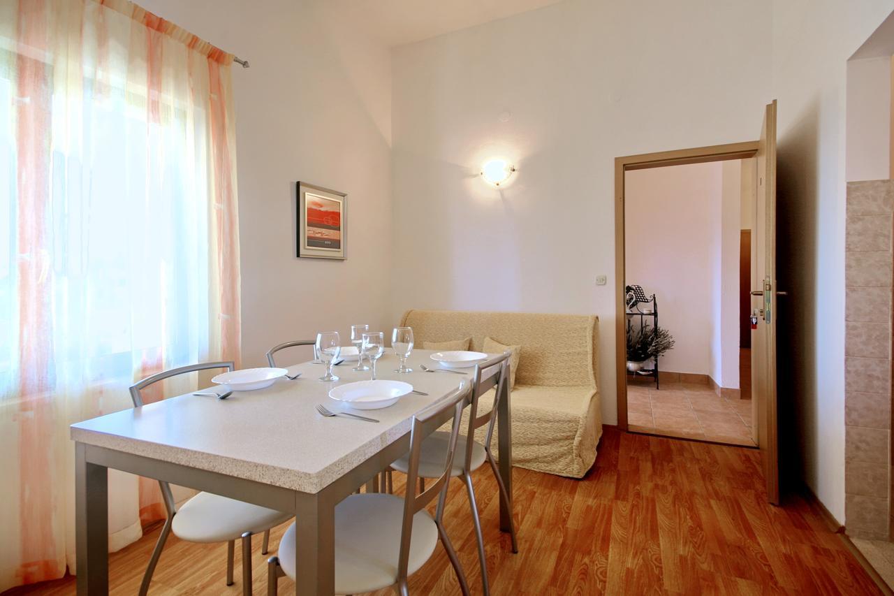 Sun Palace Residence Premantura Εξωτερικό φωτογραφία